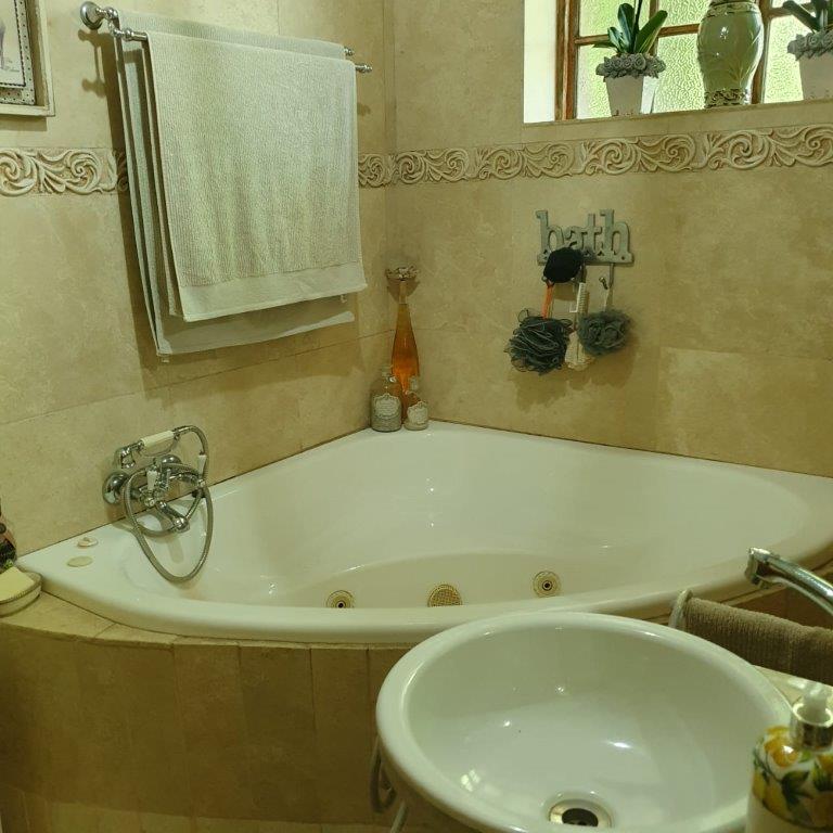 3 Bedroom Property for Sale in Ladybrand Free State